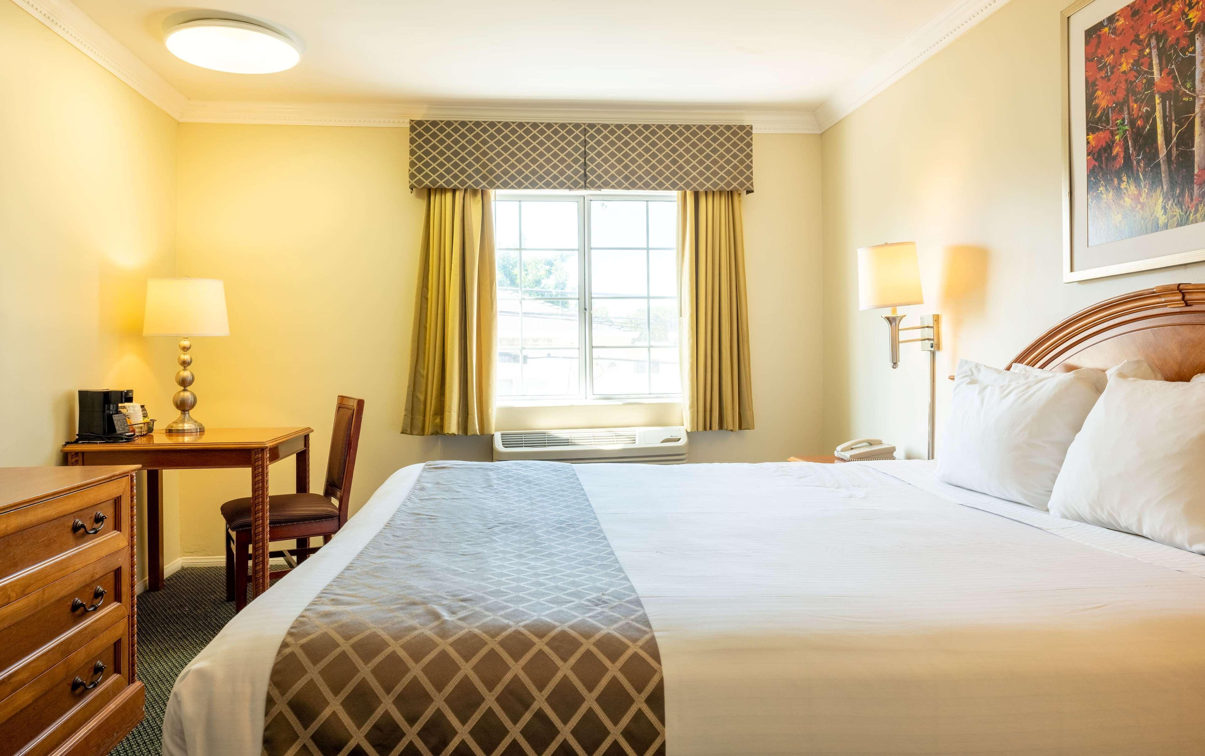 Days Inn By Wyndham Σάντα Μόνικα Εξωτερικό φωτογραφία