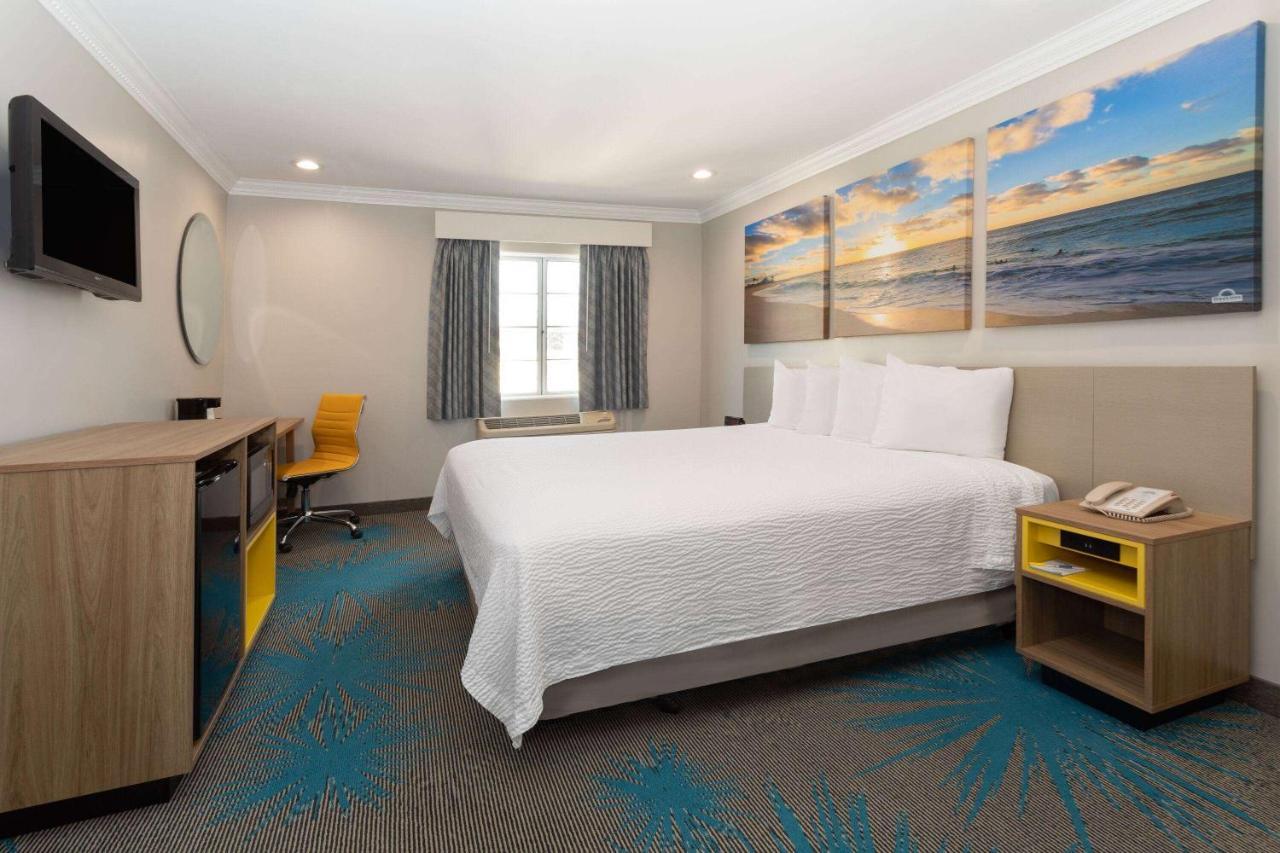Days Inn By Wyndham Σάντα Μόνικα Εξωτερικό φωτογραφία